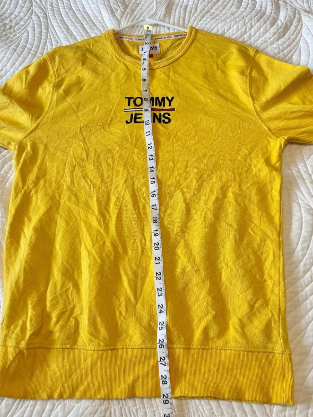 Tommy Jeans Yellow Crewneck Sweatshirt Men’s Medium Retro Logo Pullover - Picture 6 of 6